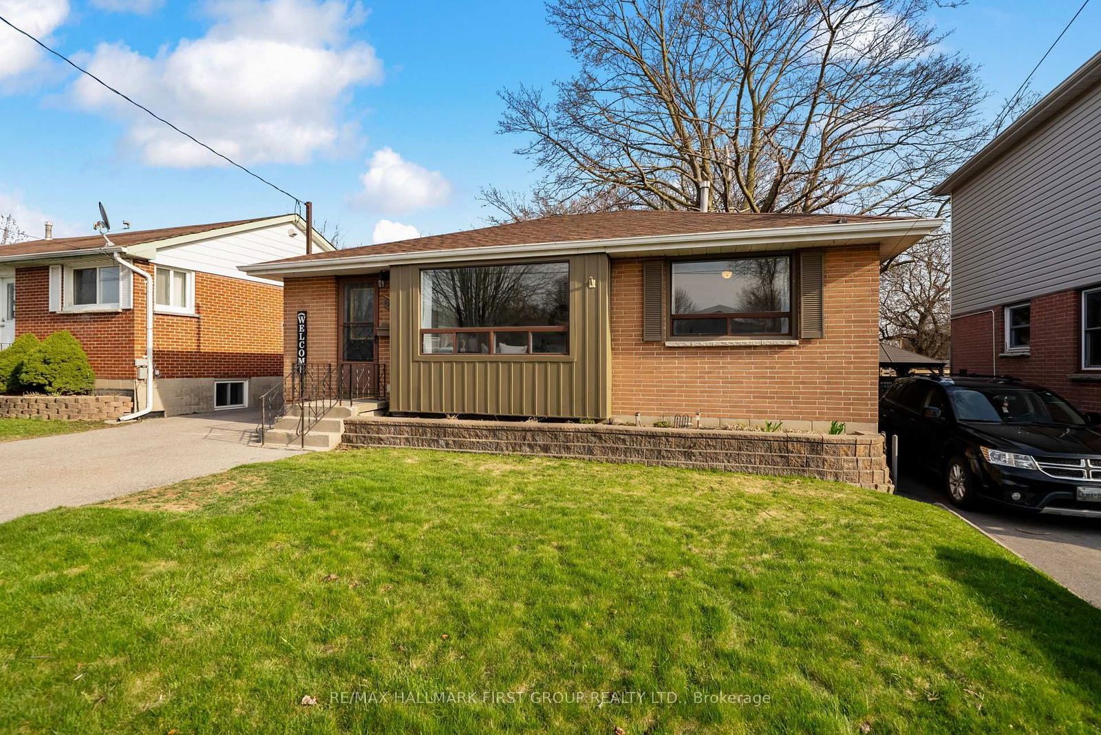 Detached House sold at 621 Crerar Avenue, Oshawa, Donevan, L1H 2W7 - MLS: E12101802