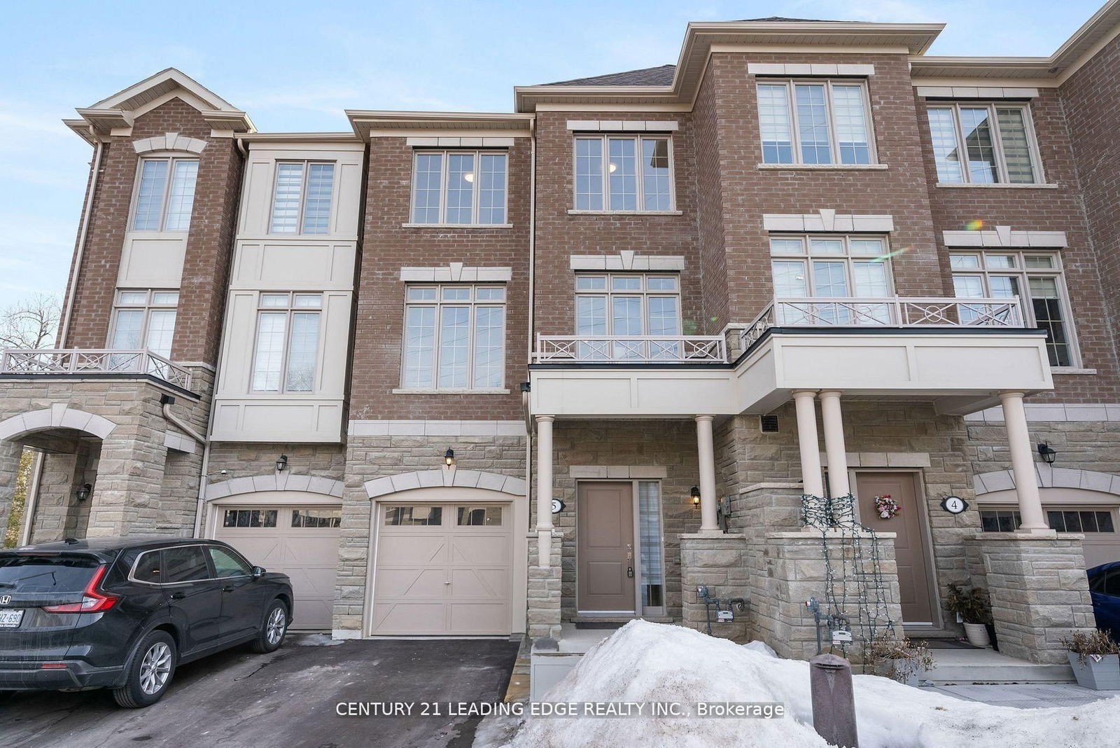 Townhouse for sale at 5 Coote Court, Ajax, Northwest Ajax, L1T 0P5 - MLS: E12101950
