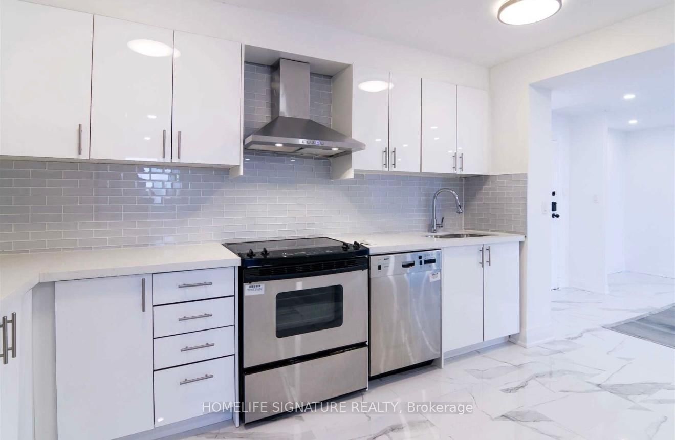 Condo sold at 1104-2050 Bridletowne Circle, Toronto, L'Amoreaux, M1W 2V5 - MLS: E12102018