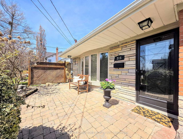 315 Ridgewood Road