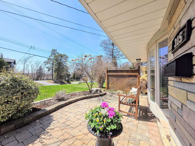 315 Ridgewood Road