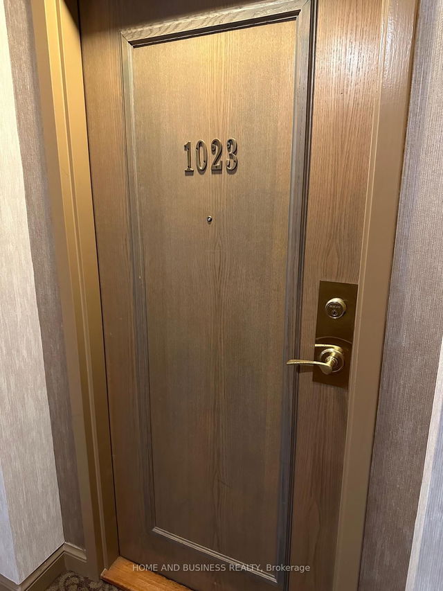 1023 - 1880 Valley Farm Road