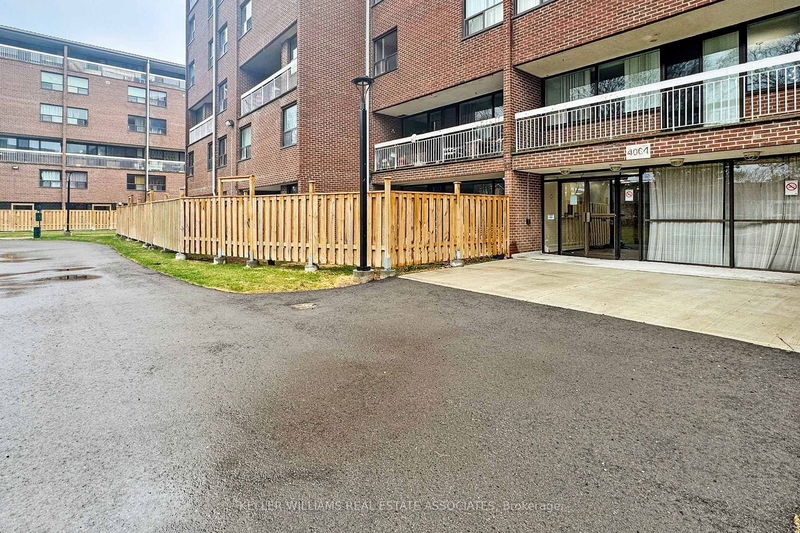 Unit 207 Lower Level — 4064 Lawrence Ave, Toronto - West Hill image-0-0