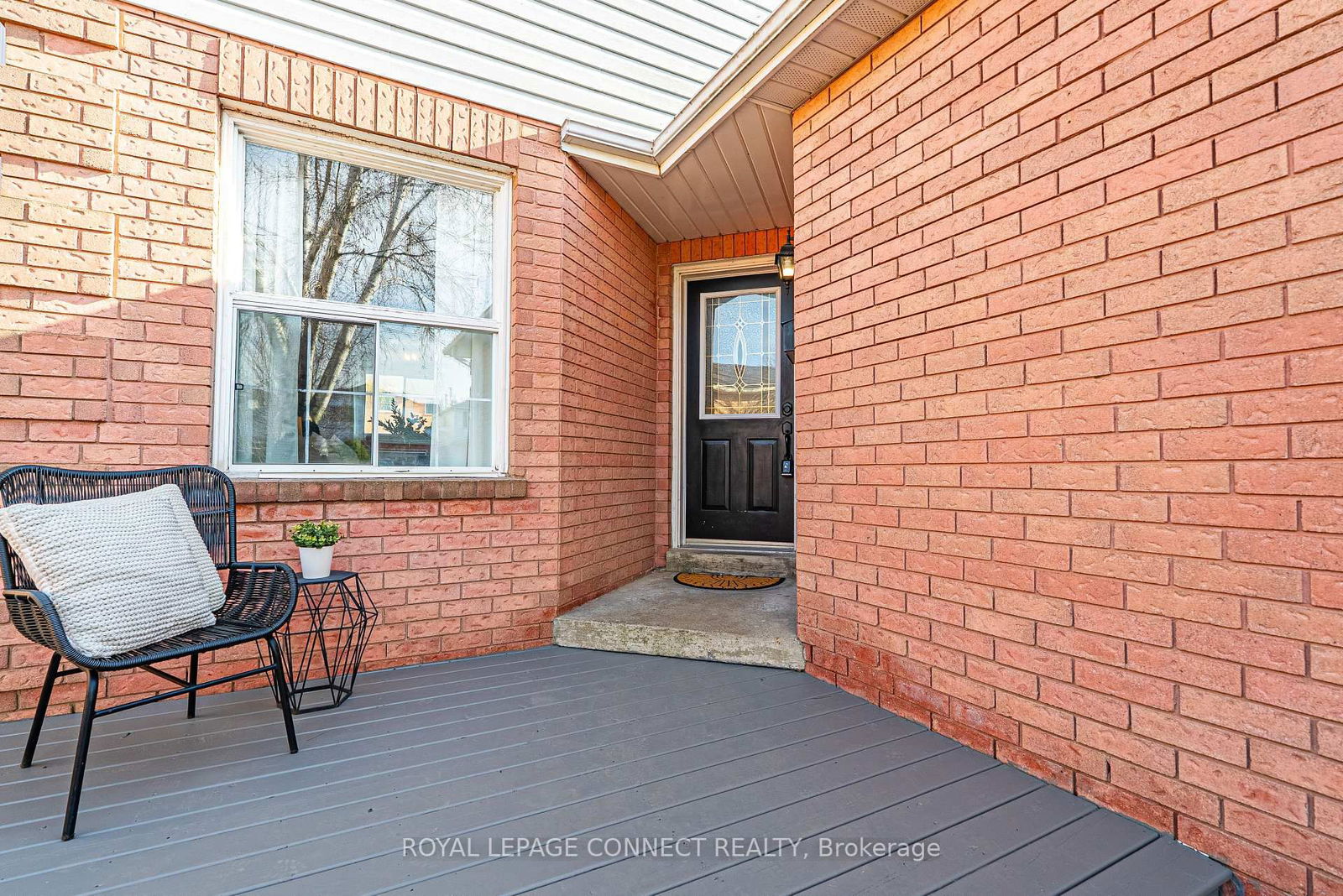 Detached House sold at 9 Flaxman Avenue, Clarington, Bowmanville, L1C 4S5 - MLS: E12102742