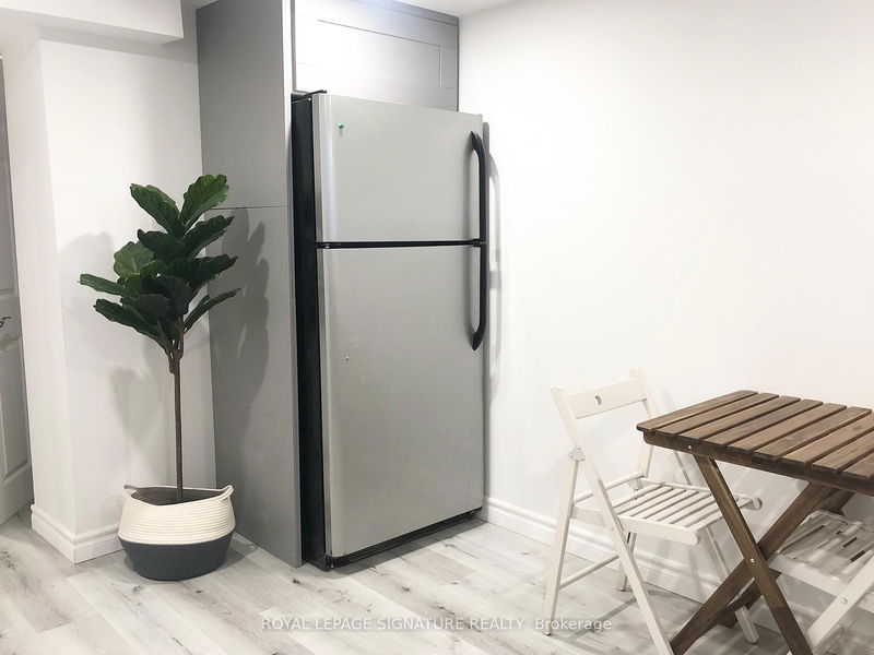 Room2