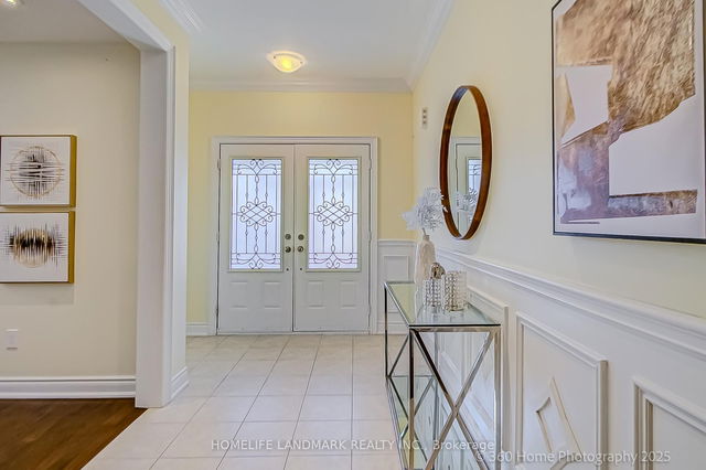 1432 Sandhurst Crescent
