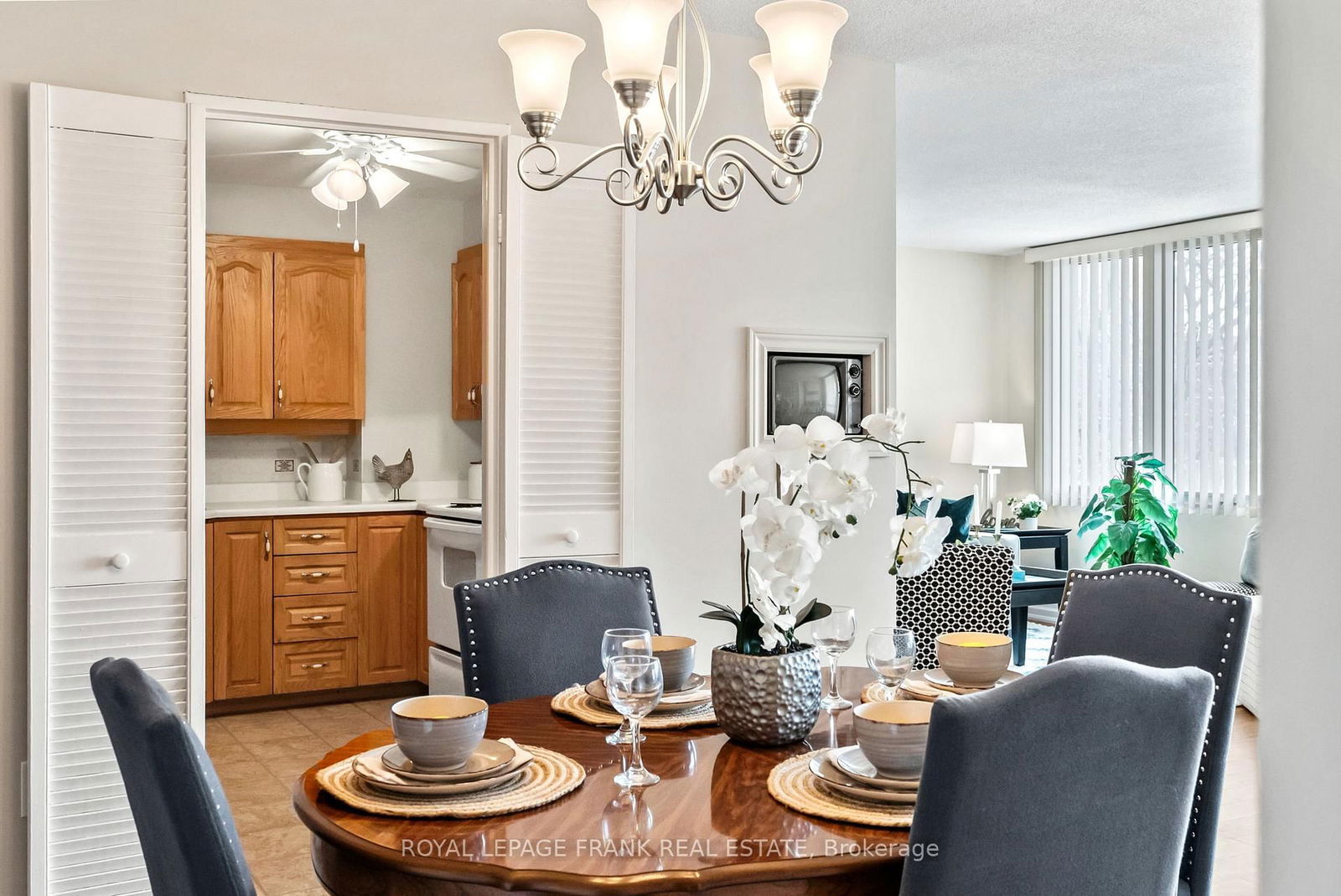 Condo for sale at 405-363 Simcoe Street, Oshawa, O'Neill, L1G 4T2 - MLS: E12103943