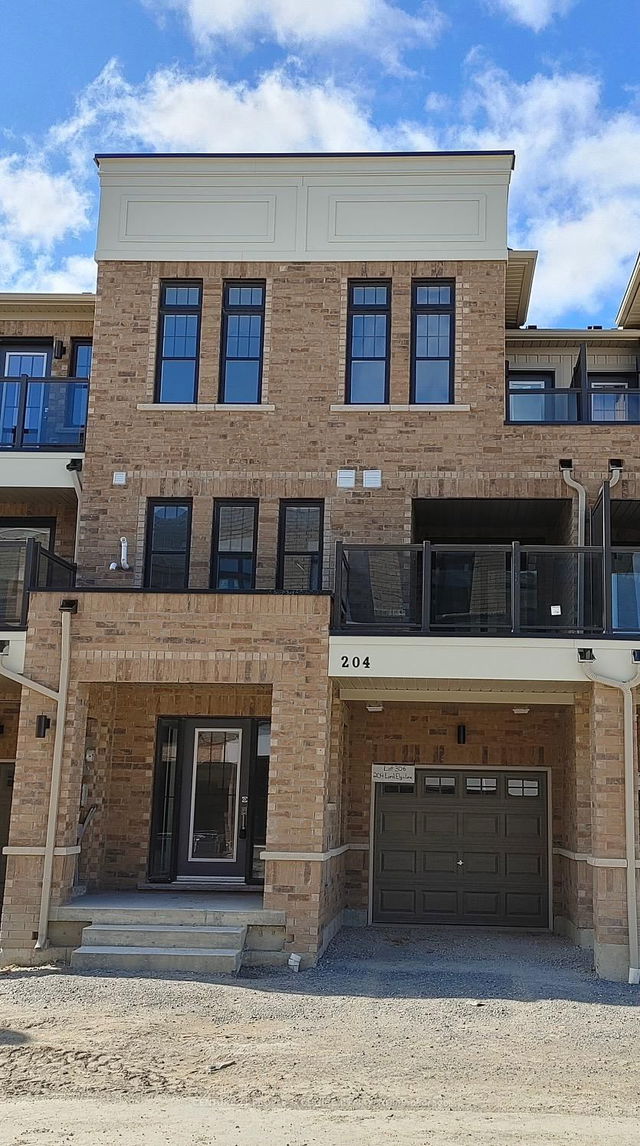 204 Lord Elgin Lane