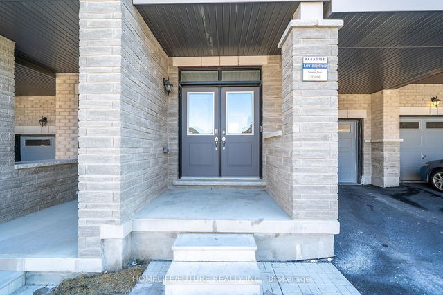 7 Coppini Lane