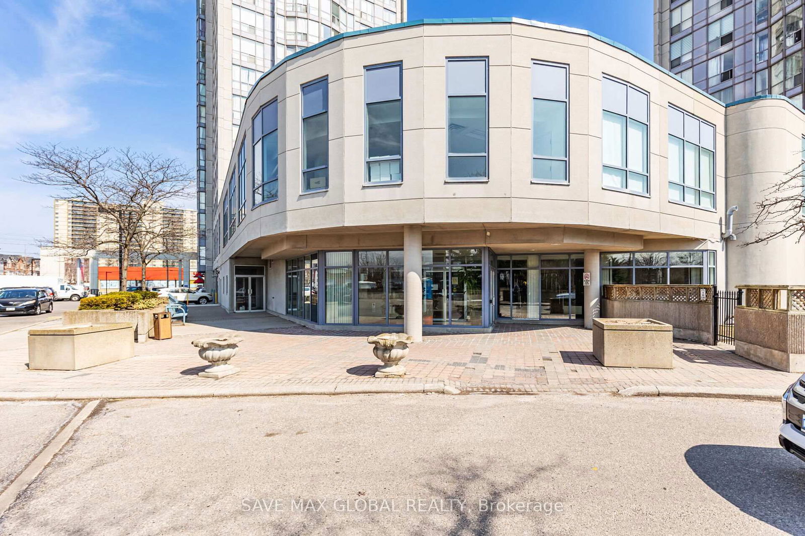 Condo for sale at 418-1470 Midland Avenue, Toronto, Dorset Park, M1P 4Z4 - MLS: E12104192