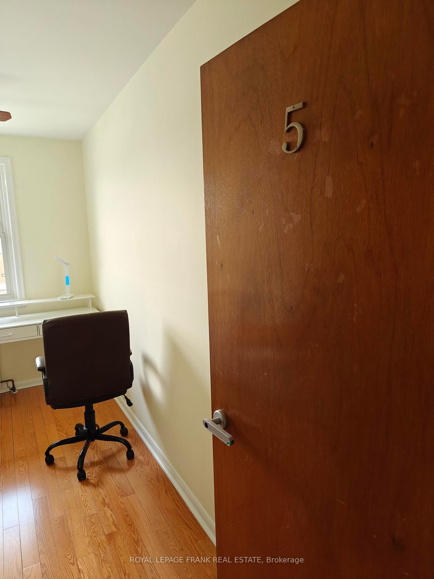 Room #5 - 374 Central Park Boulevard S, Oshawa 3