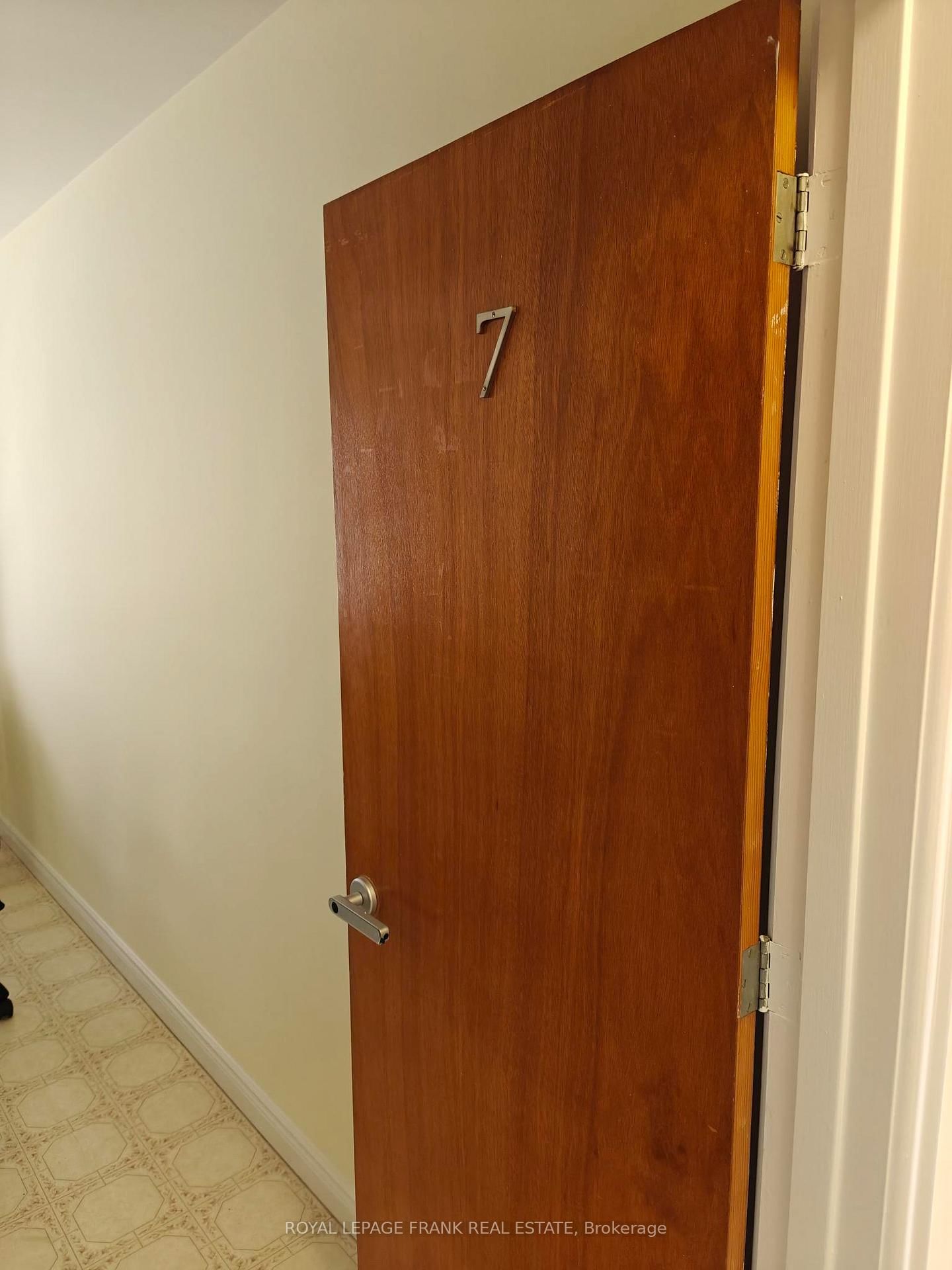 Room #7 - 374 Central Park Boulevard S, Oshawa 3