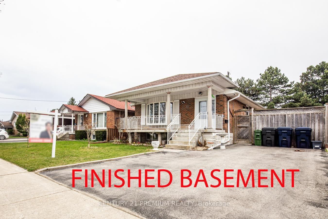 Detached House for sale at 70 Moraine Hill Drive, Toronto, Tam O'Shanter-Sullivan, M1T 2A2 - MLS: E12104610