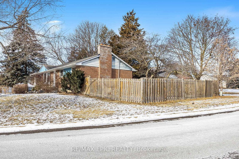 Main Fl - 25 Hiley Ave, Ajax, L1S 6H3 | Image 2