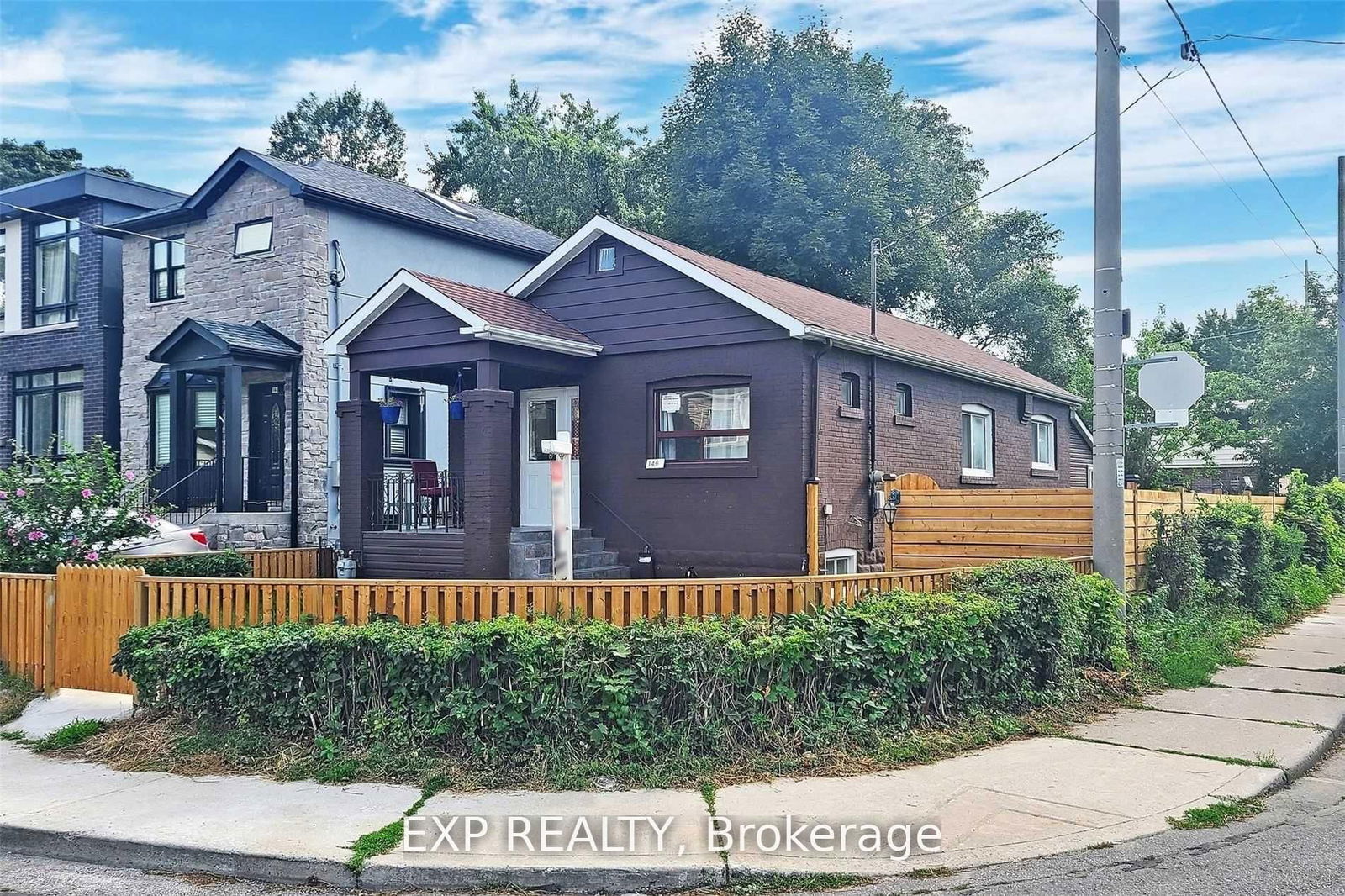 Detached House for sale at 146 Coleridge Avenue, Toronto, Woodbine-Lumsden, M4C 4H6 - MLS: E12106377