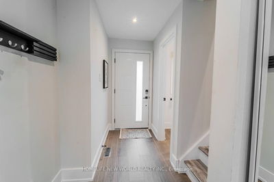 212 Rands Rd, Ajax - South West image-0-4