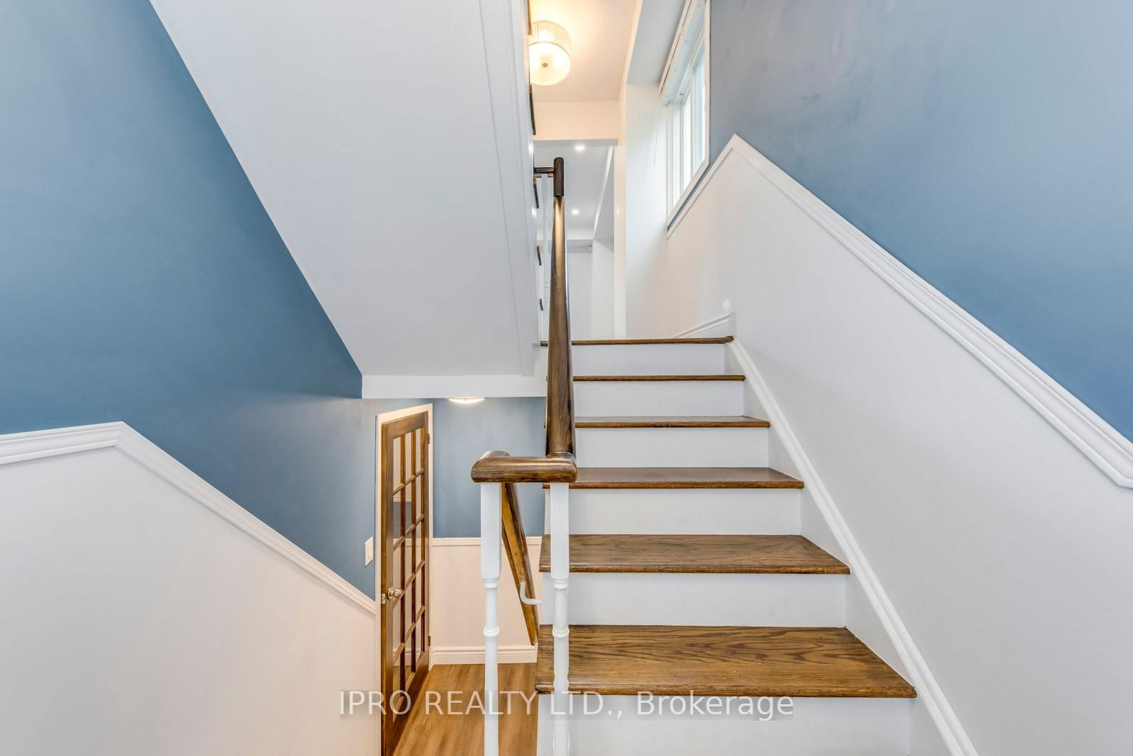 Detached House for sale at 7 Wright Crescent, Ajax, Central, L1S 6S7 - MLS: E12106623