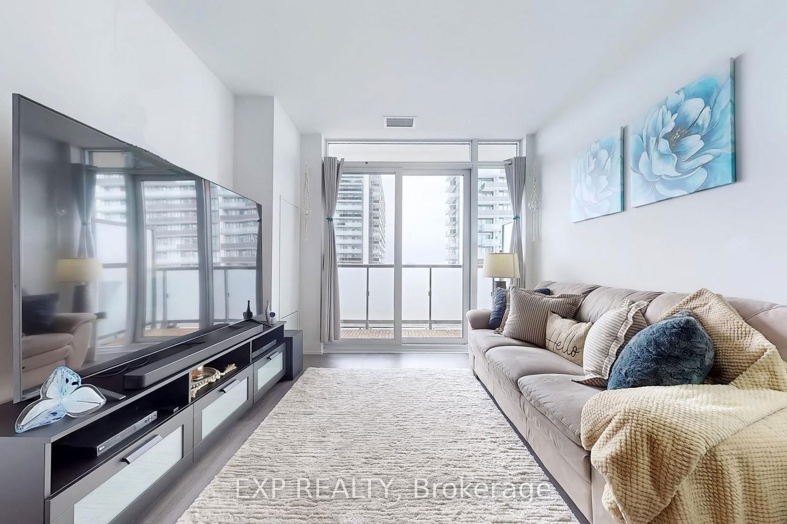 Property at 2550 SIMCOE
