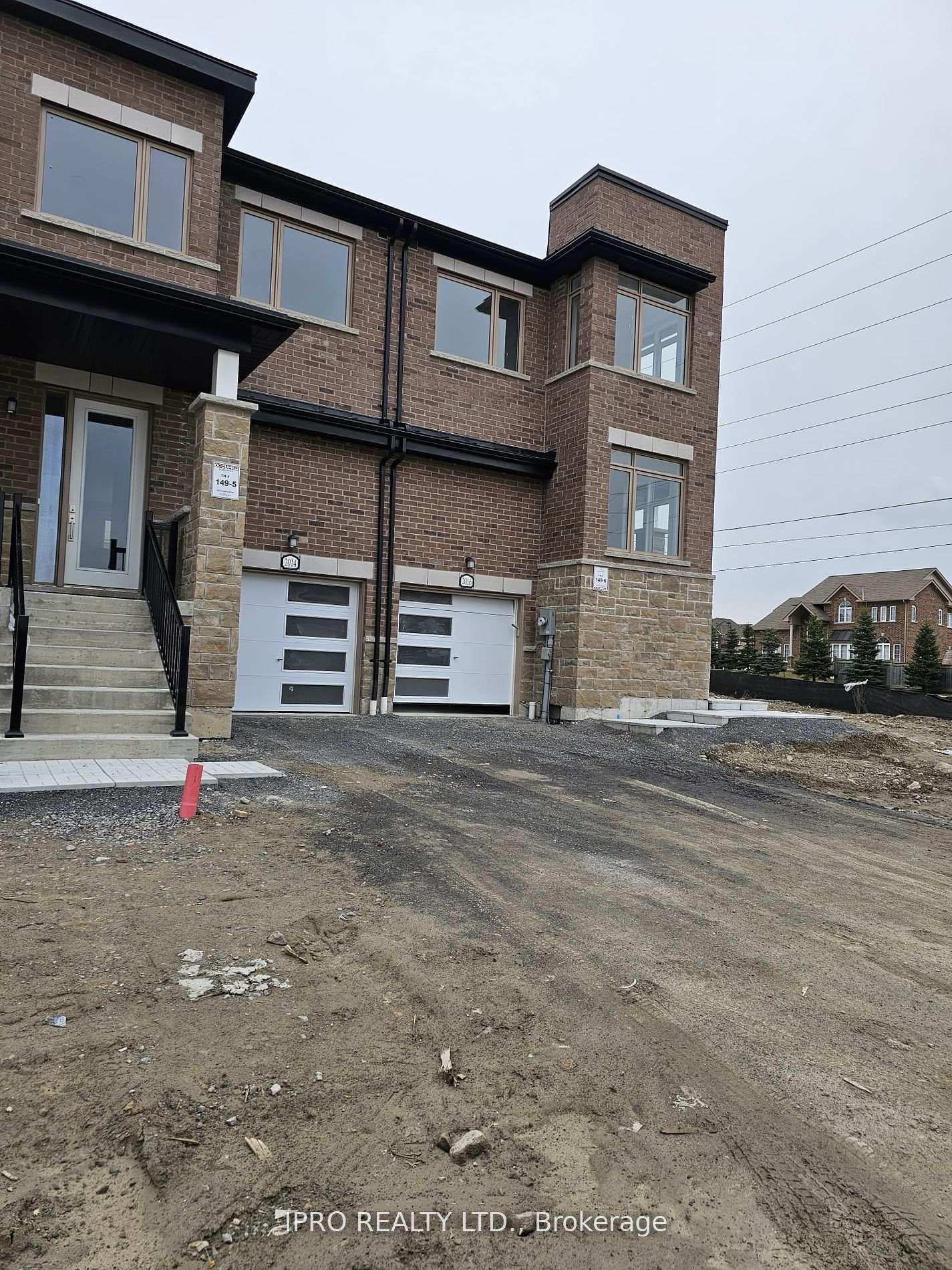 Townhouse for lease at 2016 Lowry Drive, Oshawa, Kedron, L1L 0S3 - MLS: E12106898