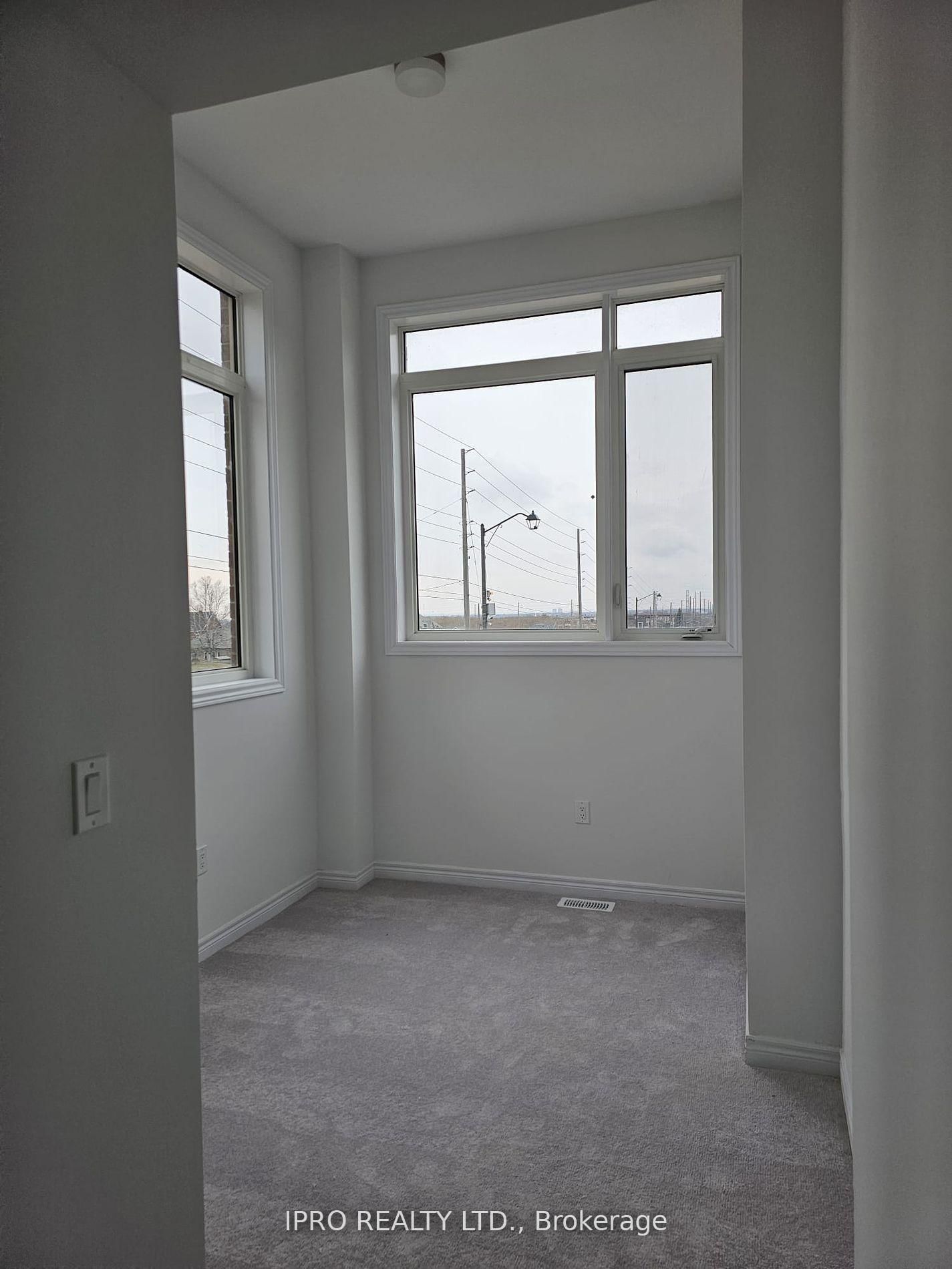 Townhouse for lease at 2016 Lowry Drive, Oshawa, Kedron, L1L 0S3 - MLS: E12106898