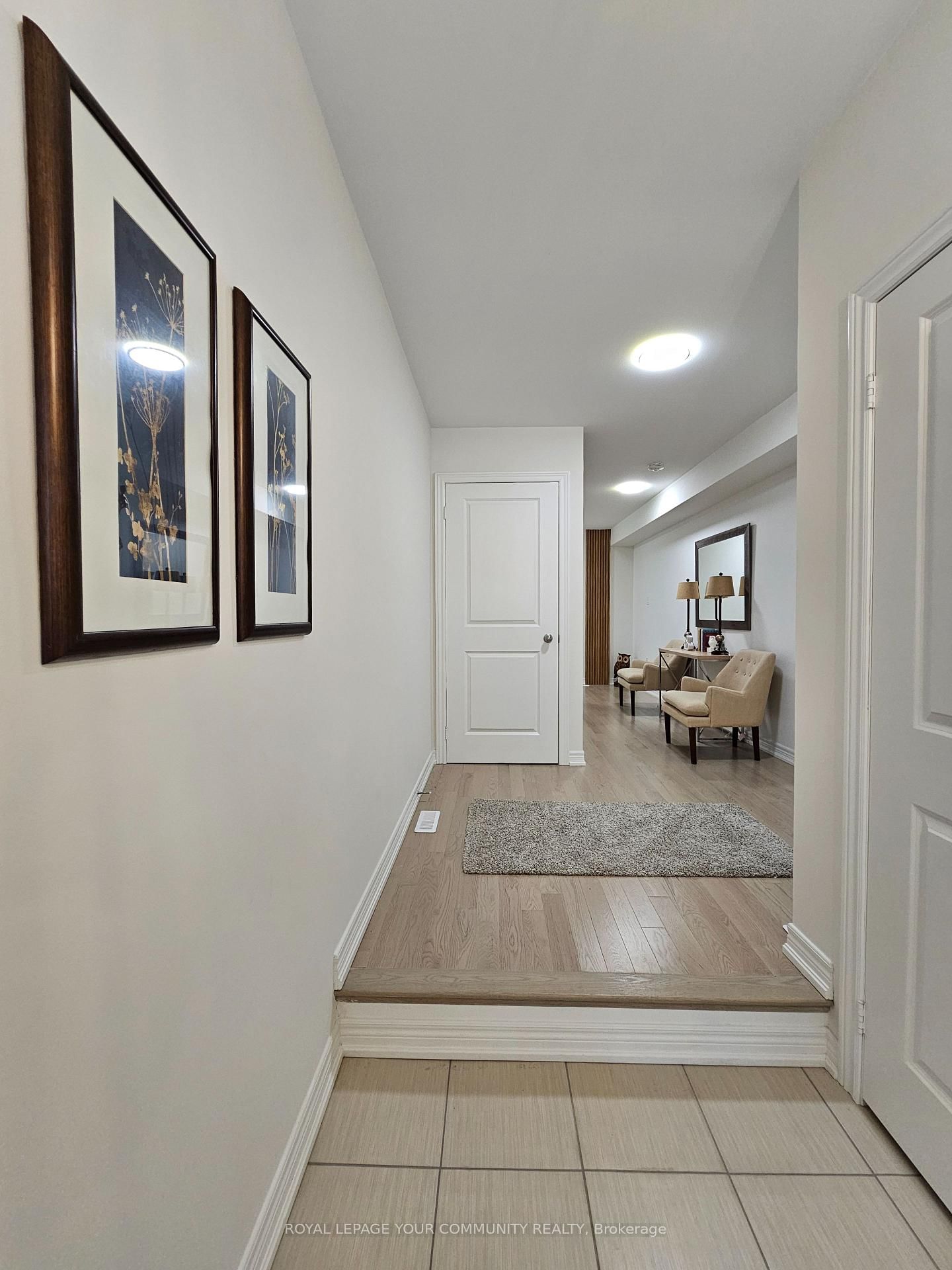 Townhouse for lease at 10 Broylio Lane, Ajax, South East, L1S 0E5 - MLS: E12106912