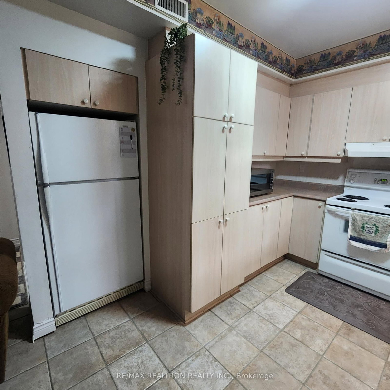 Listing Image 38