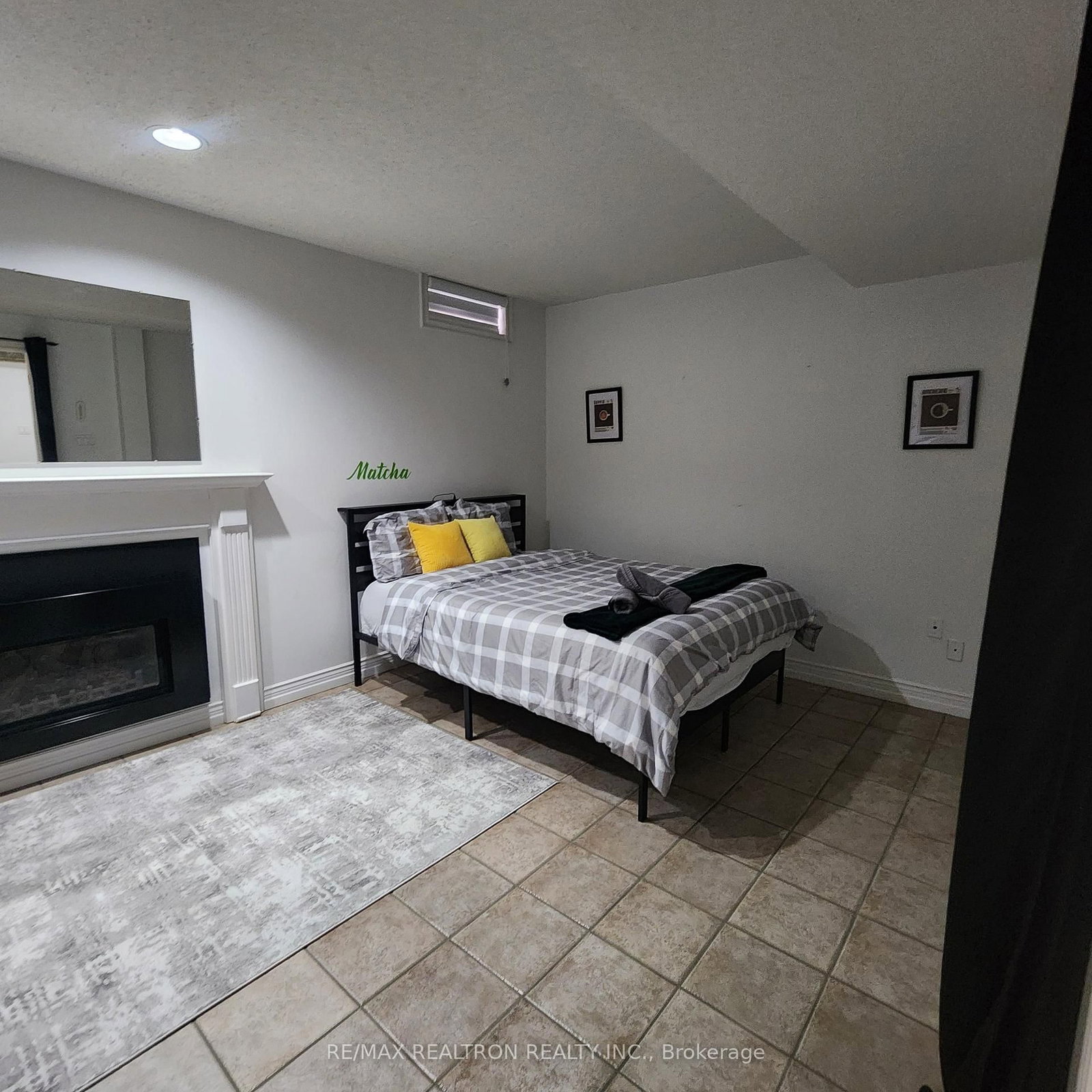 Listing Image 41