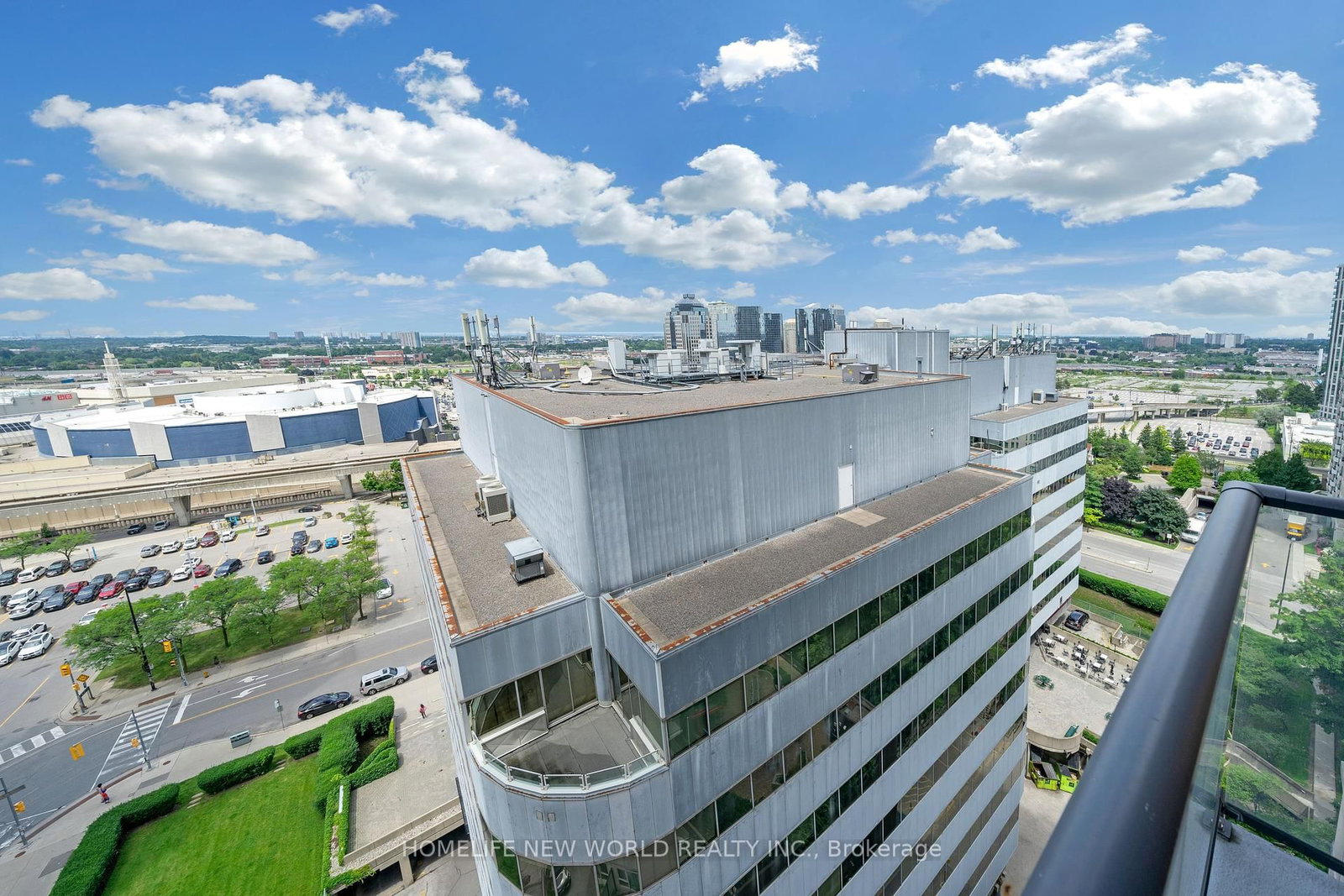 Listing Image 15