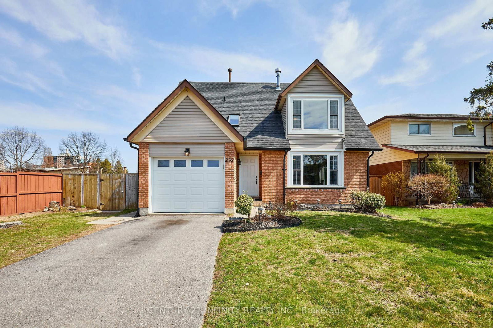 Detached House for sale at 232 Iris Court, Oshawa, Centennial, L1G 7M1 - MLS: E12107279