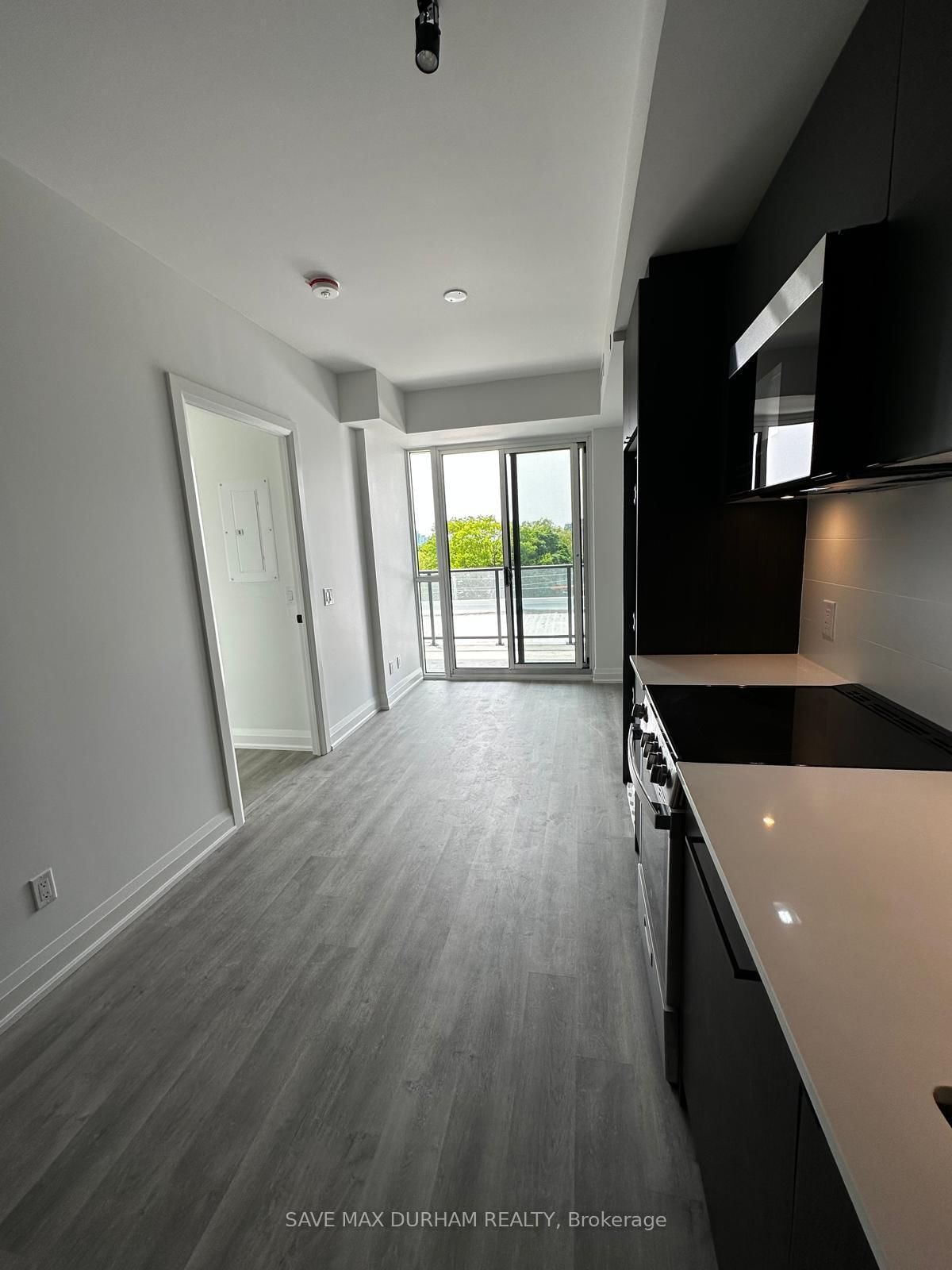 Condo for lease at 616-2369 Danforth Avenue, Toronto, East End-Danforth, M4C 0B1 - MLS: E12107793