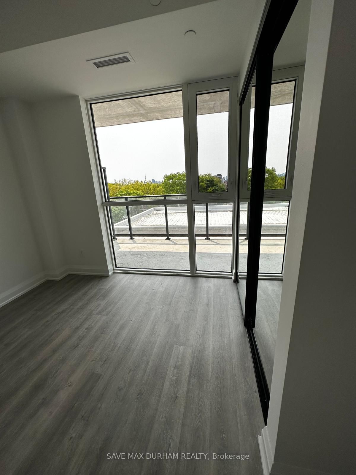 Condo for lease at 616-2369 Danforth Avenue, Toronto, East End-Danforth, M4C 0B1 - MLS: E12107793
