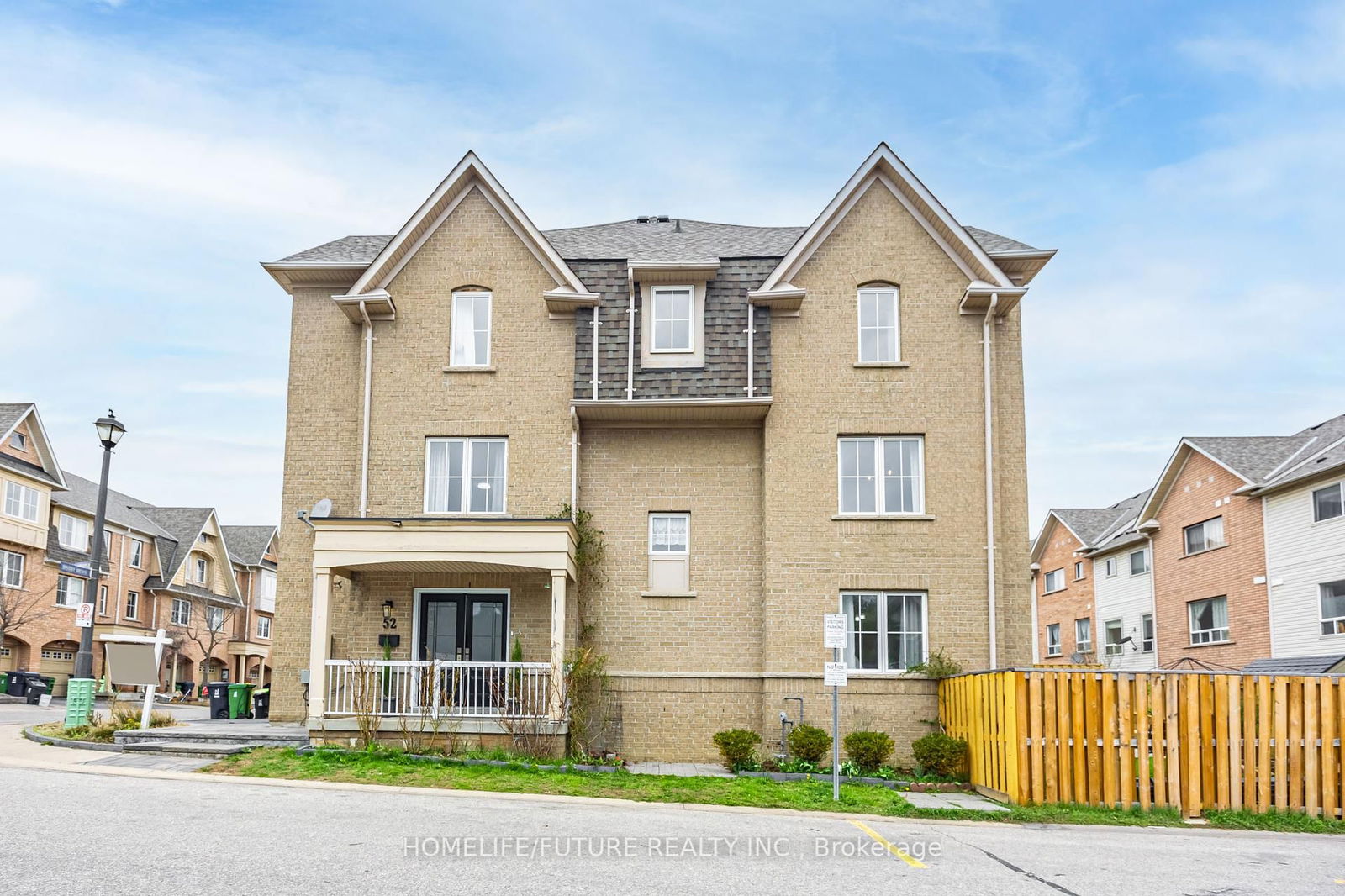 Townhouse sold at 58-52 Kiriakou Street, Toronto, Dorset Park, M1P 5H3 - MLS: E12107945
