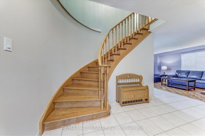 17 Plumrose Boulevard — more photos