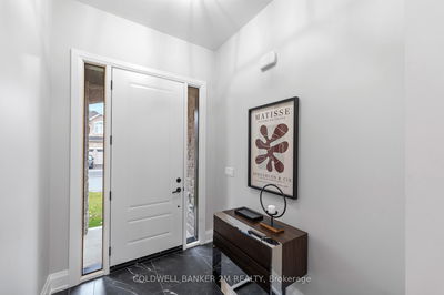 48 St. Augustine Dr, Whitby - Brooklin image-0-3