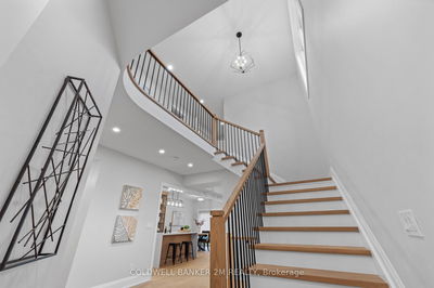 48 St. Augustine Dr, Whitby - Brooklin image-0-4