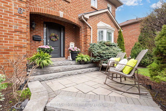 6 Longford Court
