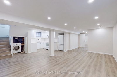 Unit Bsmt — 7 Rothwell Rd, Toronto - Wexford-Maryvale image-0-4