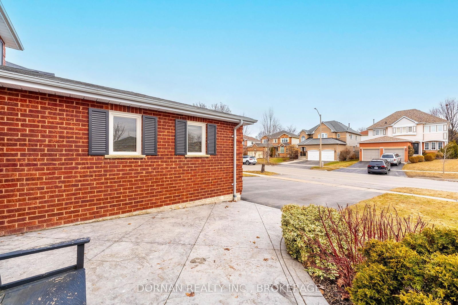 Detached House for sale at 885 Corbetts Road, Oshawa, Pinecrest, L1K 2E1 - MLS: E12109395