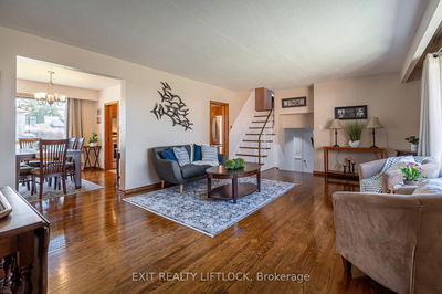 110 Labrador Dr, Oshawa - Donevan image-0-3