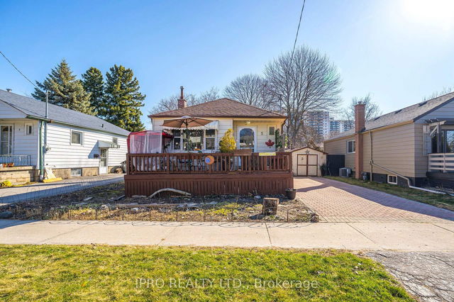 5 Westbourne Avenue
