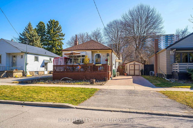 5 Westbourne Avenue