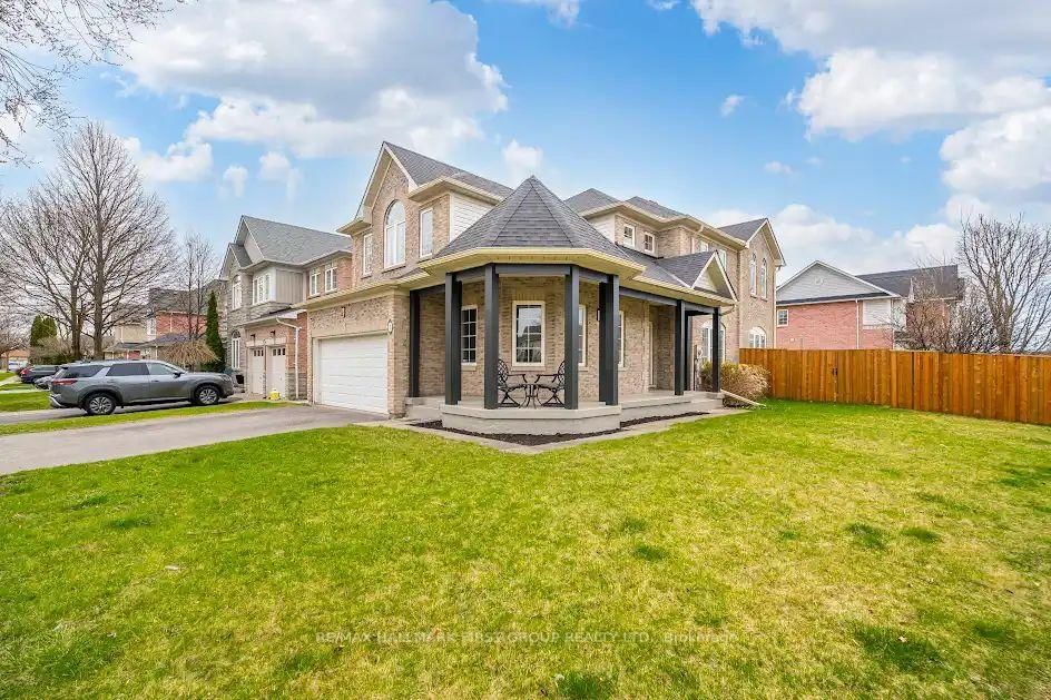 Detached House for sale at 15 Somerset Street, Whitby, Lynde Creek, L1P 1P5 - MLS: E12109482
