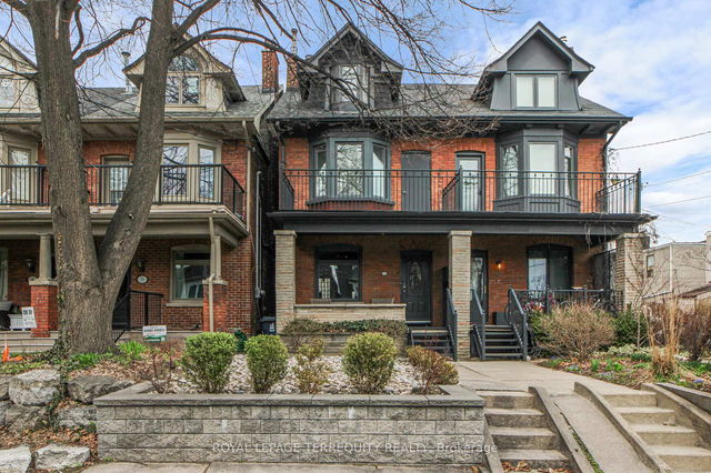 40 Strathcona Avenue