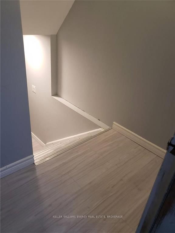 Detached House for lease at LOWER-223 Malaga Road, Oshawa, Lakeview, L1J 1N5 - MLS: E12109817