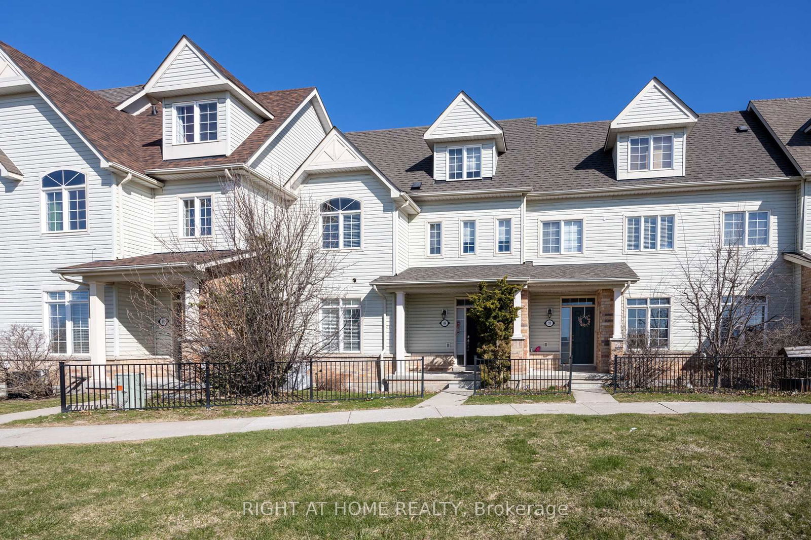 Property at 68 Wicker Park