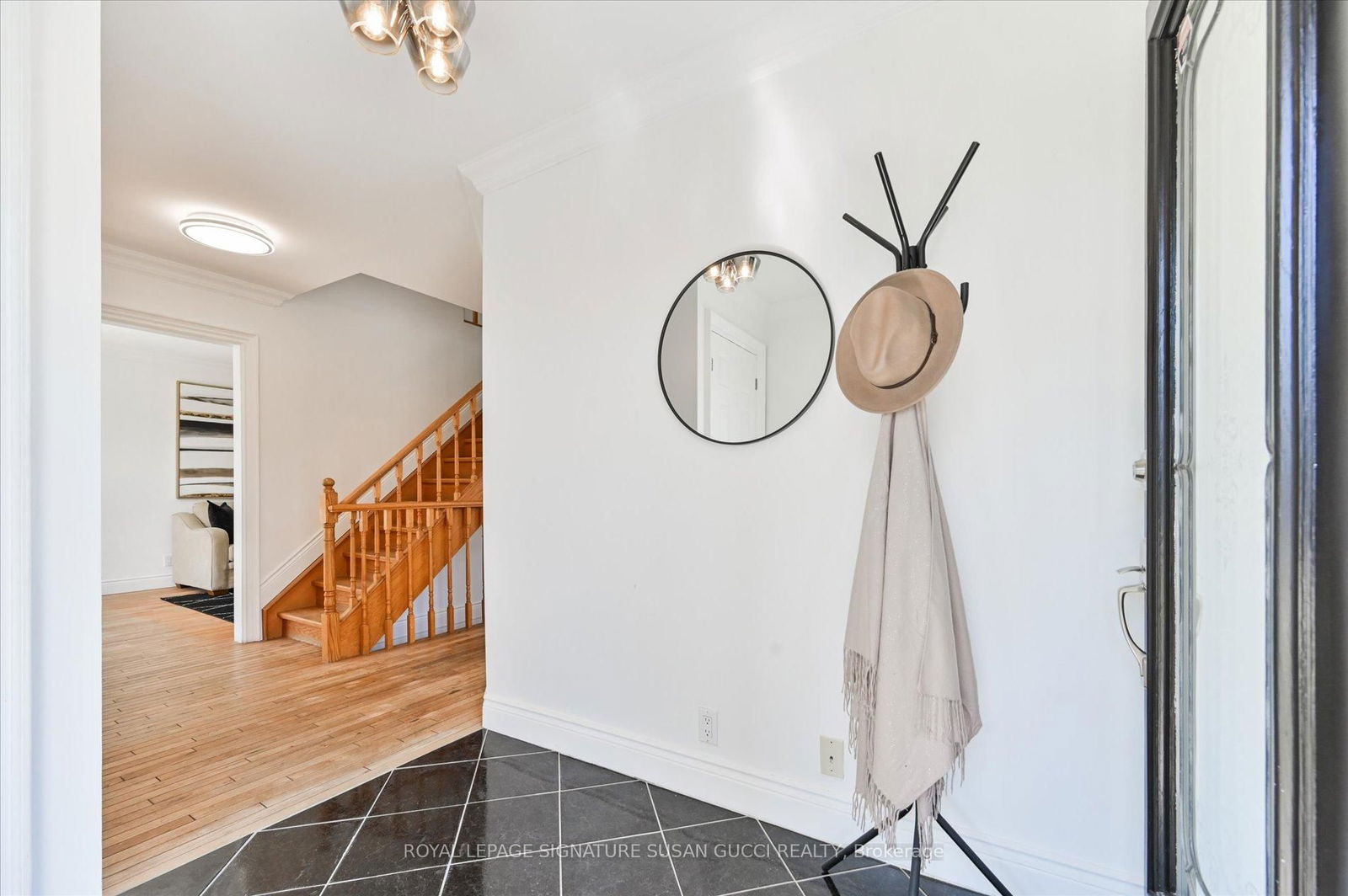 Detached House sold at 82 Galbraith Avenue, Toronto, O'Connor-Parkview, M4B 2B5 - MLS: E12110057