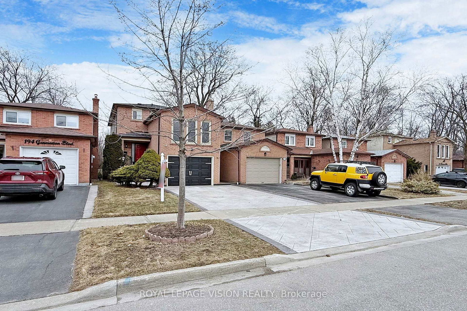 Detached House sold at 196 Generation Boulevard, Toronto, Rouge E11, M1B 2V1 - MLS: E12110100