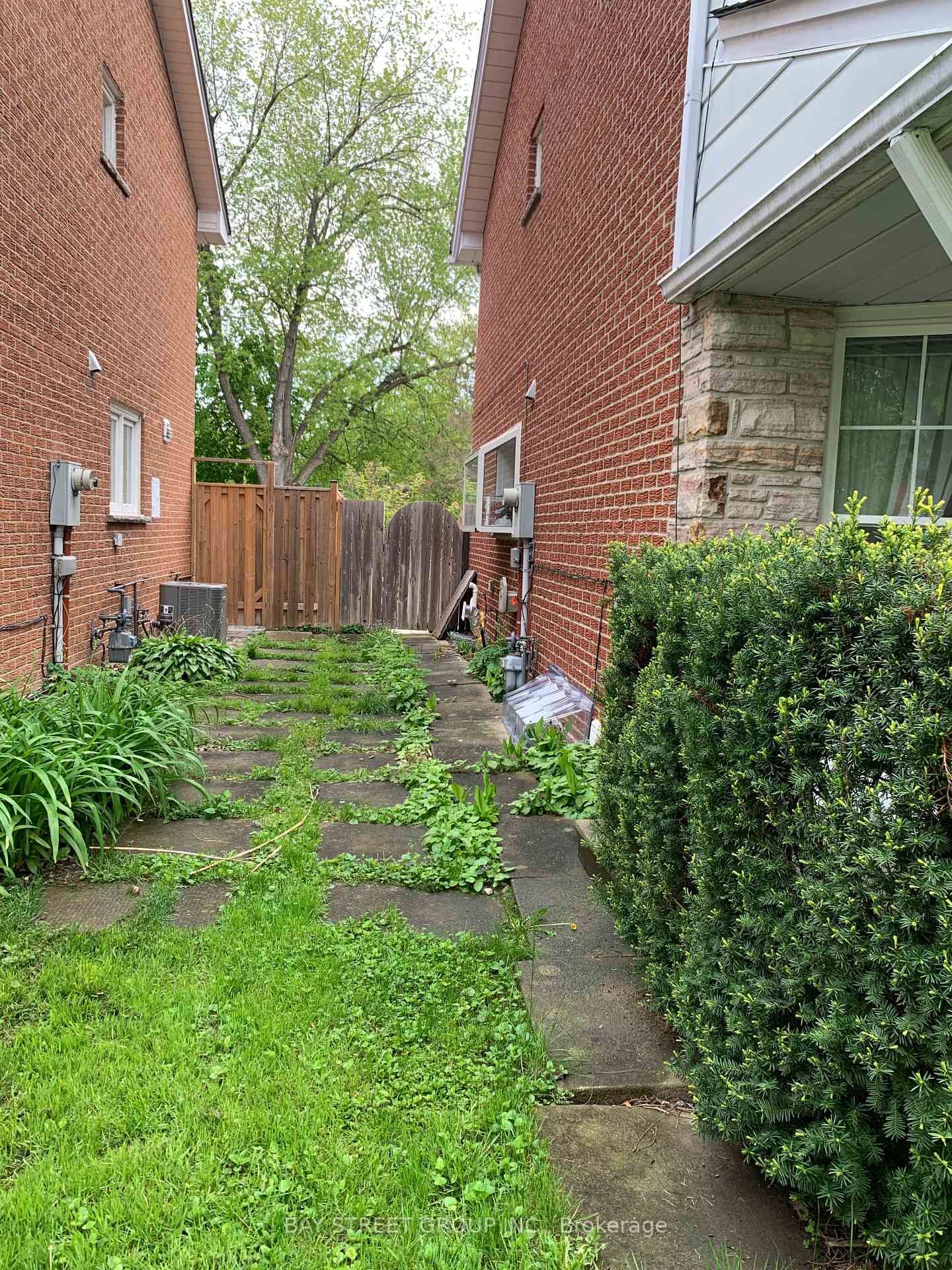 Detached House for lease at Bsmt-35 Allangrove Crescent, Toronto, L'Amoreaux, M1W 1S4 - MLS: E12110116