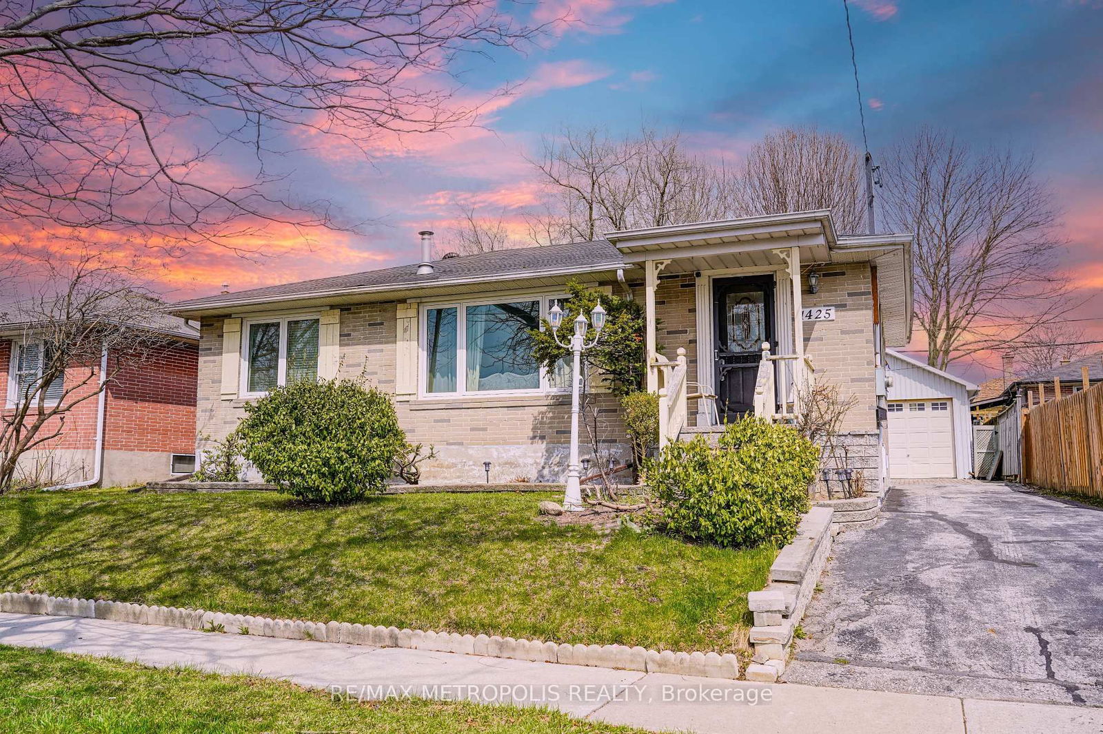 Property at 1425 Lakefield