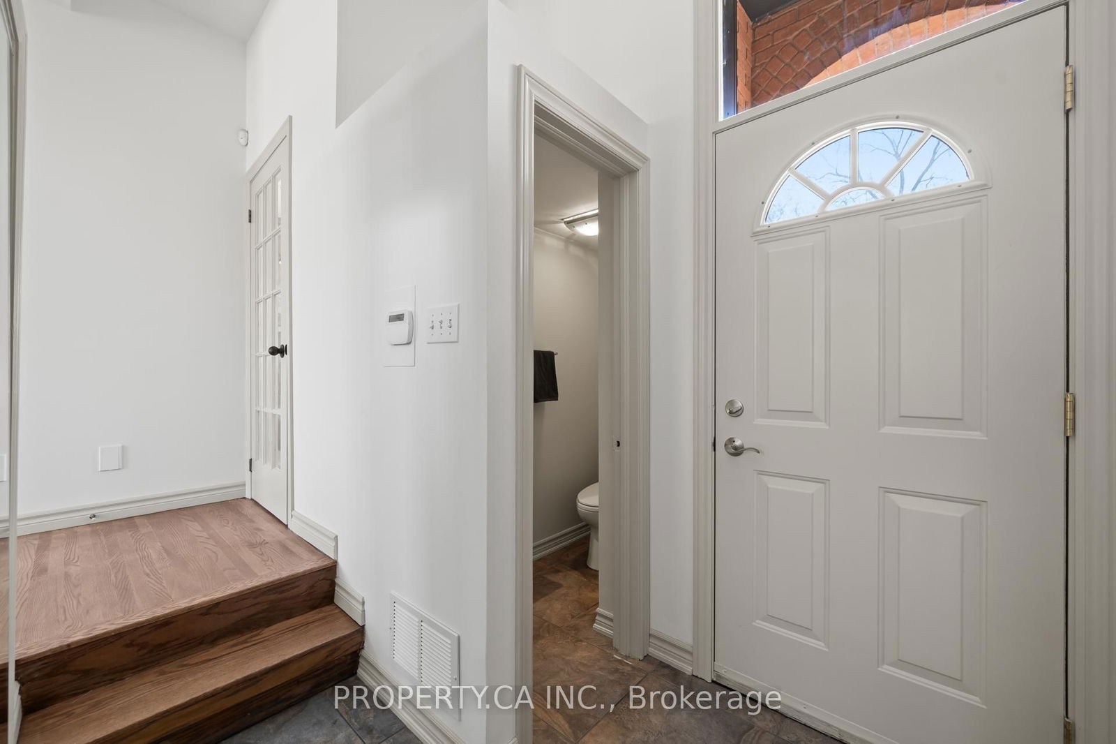 Semi-Detached House sold at 5 Lydia Court, Toronto, Blake-Jones, M4J 5B7 - MLS: E12110252
